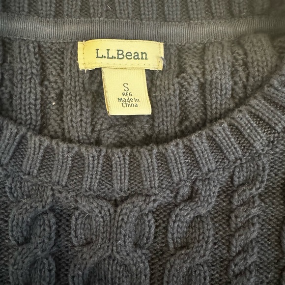 L.L.Bean Crewneck Cable Knit Navy Blue Cotton Sweater size small - Picture 7 of 7